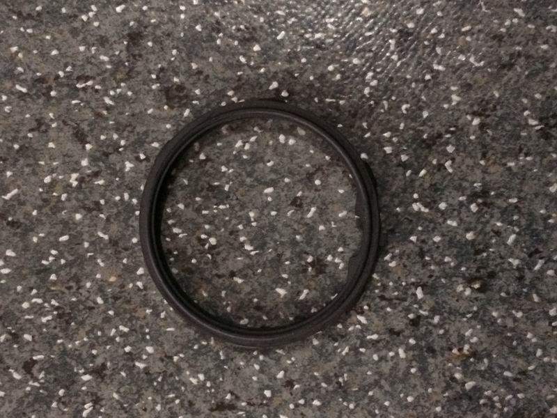 Water pump water inlet sealing ring