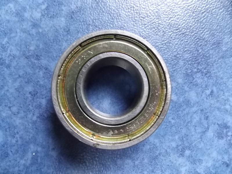 D подшипник 6205Z импортный; можно заменить на ( 9302-04326 )-1