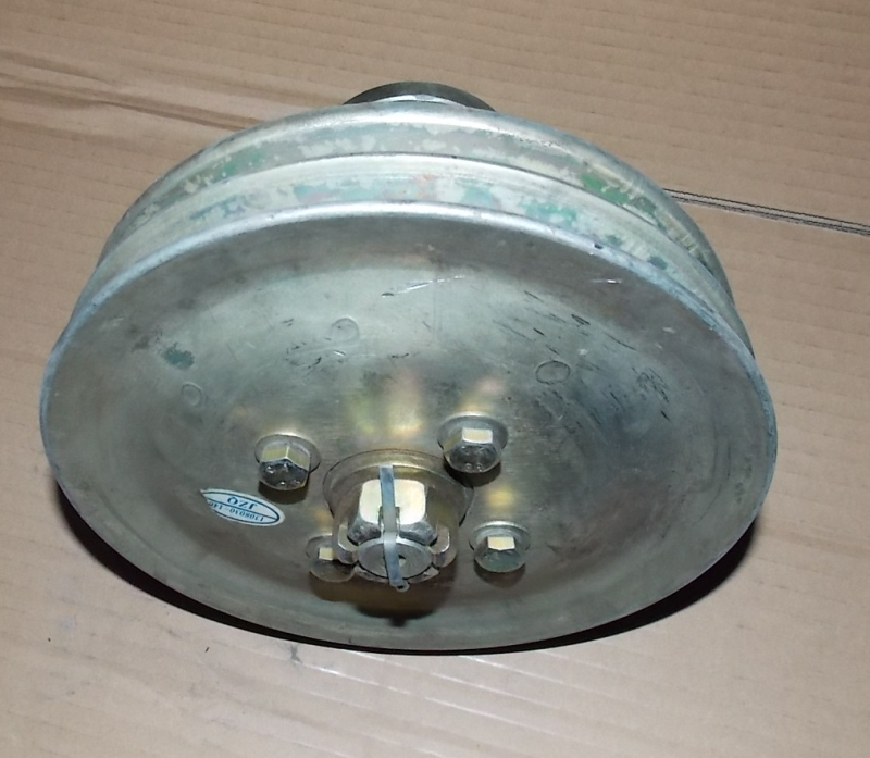 Fan transmission wheel assembly (two-slot wheel)