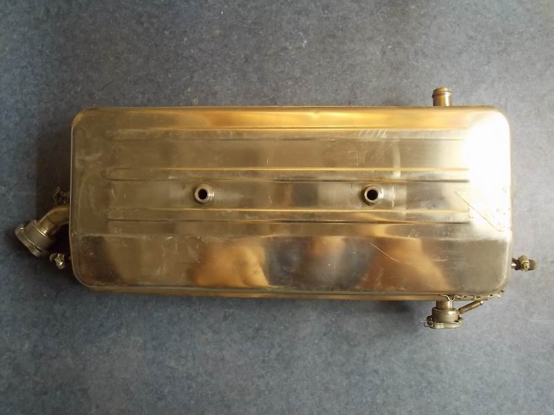 Expansion tank assembly (square, 13L, fill on the left, drain on the right)