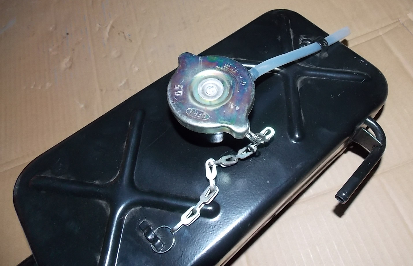 D-образный кронштейн-1