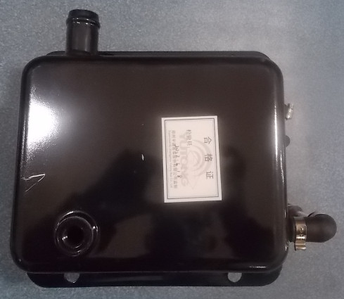 Expansion tank assembly (4.5L square, plus on the left, lower on the right)-2