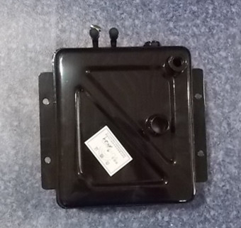 Expansion water tank, square 3.5L, top fill, right side drain-1