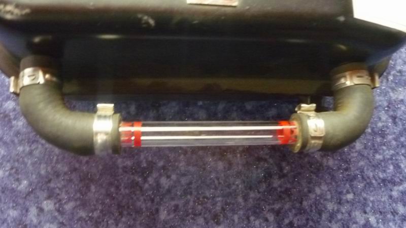 Expansion water tank, square 9L, front filling, right side drain