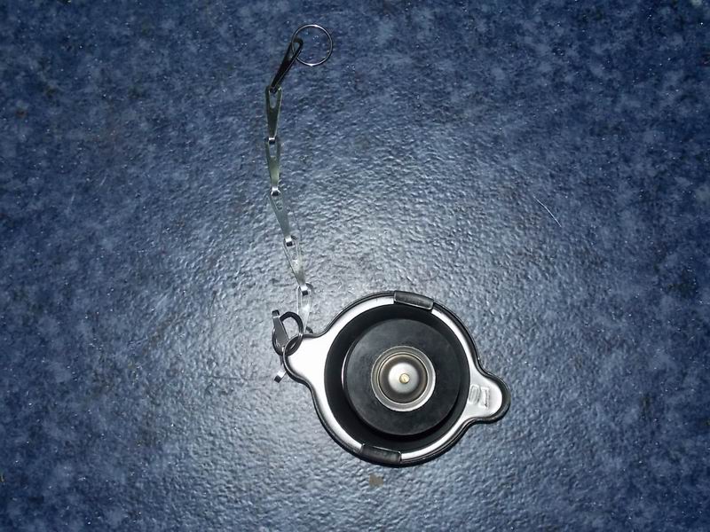 Expansion tank pressure cover; 70KPa