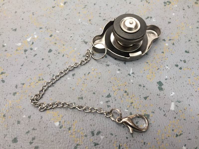 Expansion water tank, pressure cover, 28mm, 130kPa