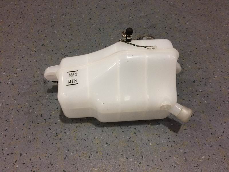 Расширительный бак для воды, квадрат 2. 5L , верхняя часть плюс, лицевая сторона низ-1