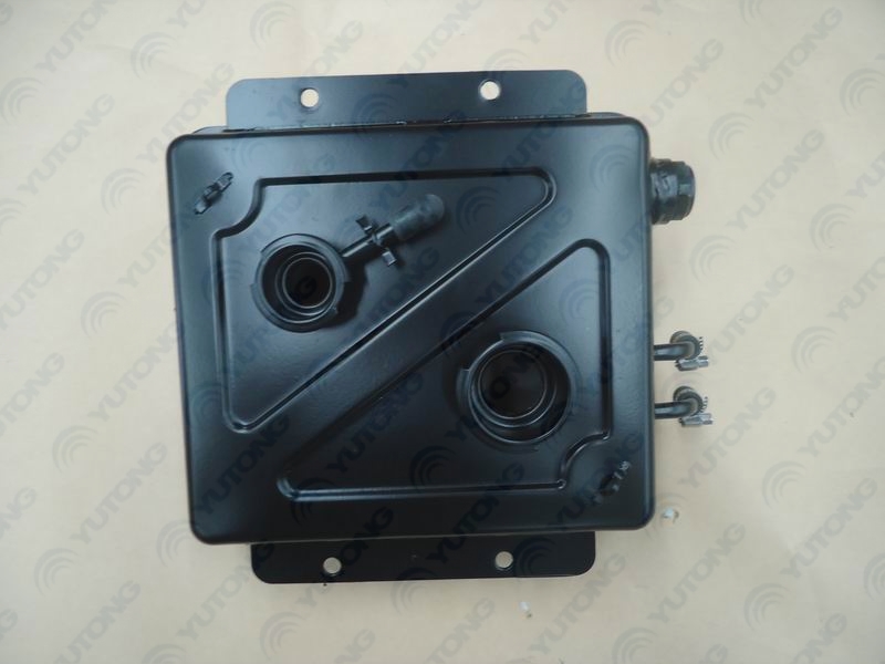 Expansion water tank, square 3.5L, top fill, right side drain