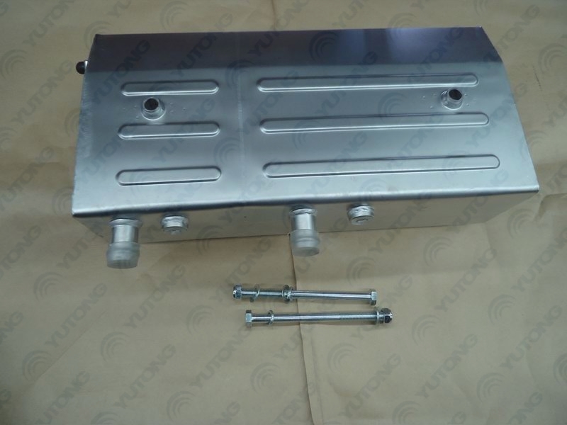 Expansion water tank, rectangular 11L, front filling, right side drain-1