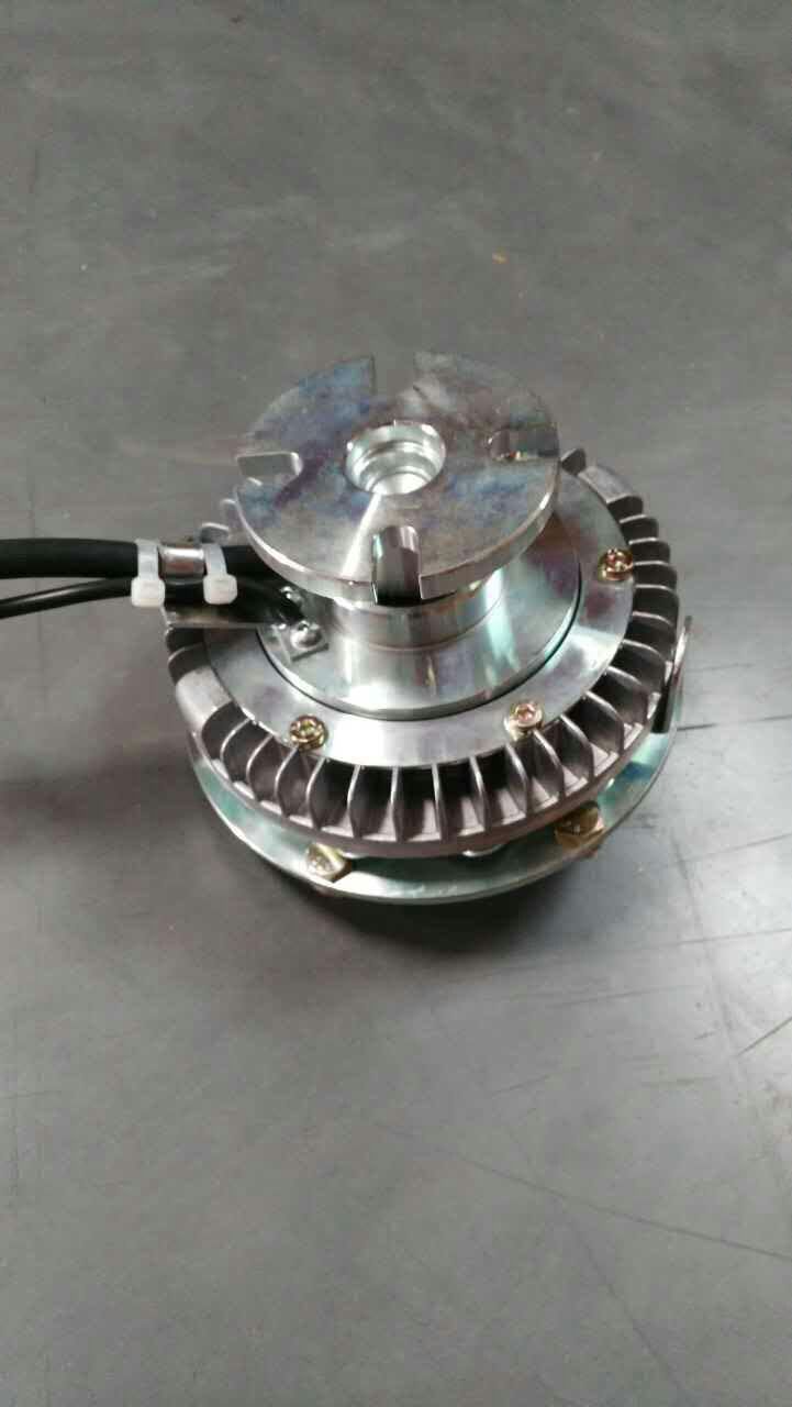 Fan electromagnetic clutch, front, two-speed