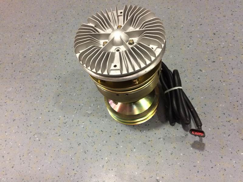 (Wuxi Chiron) Электромагнитная муфта трехскоростного вентилятора (с кронштейном)