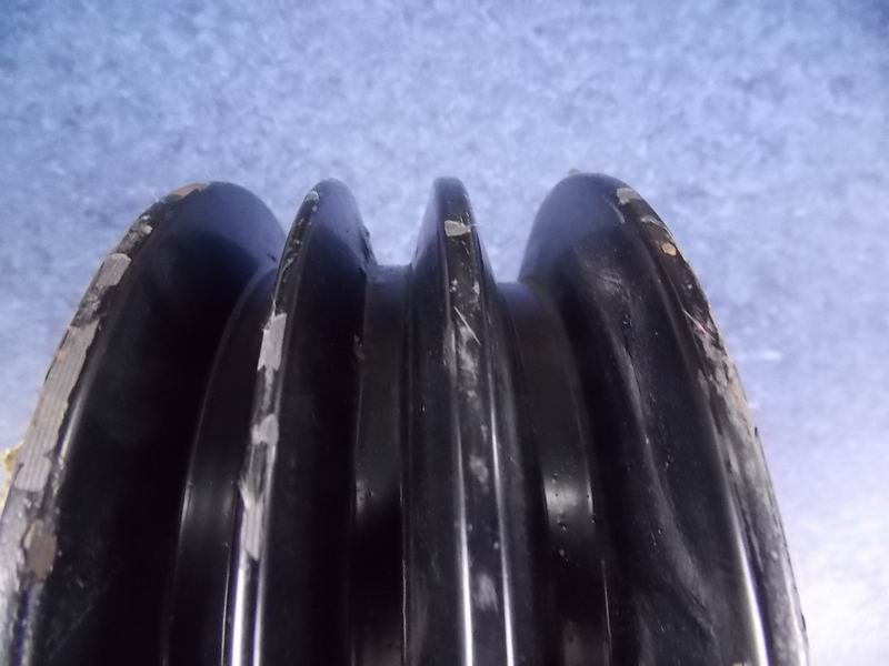 Промежуточный шкив (три паза)