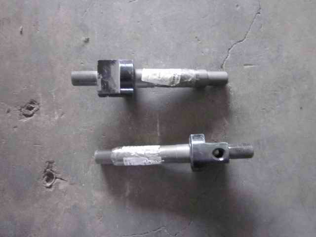 Intermediate wheel shaft-1