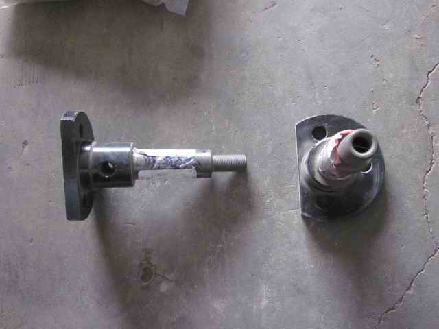 Intermediate wheel shaft