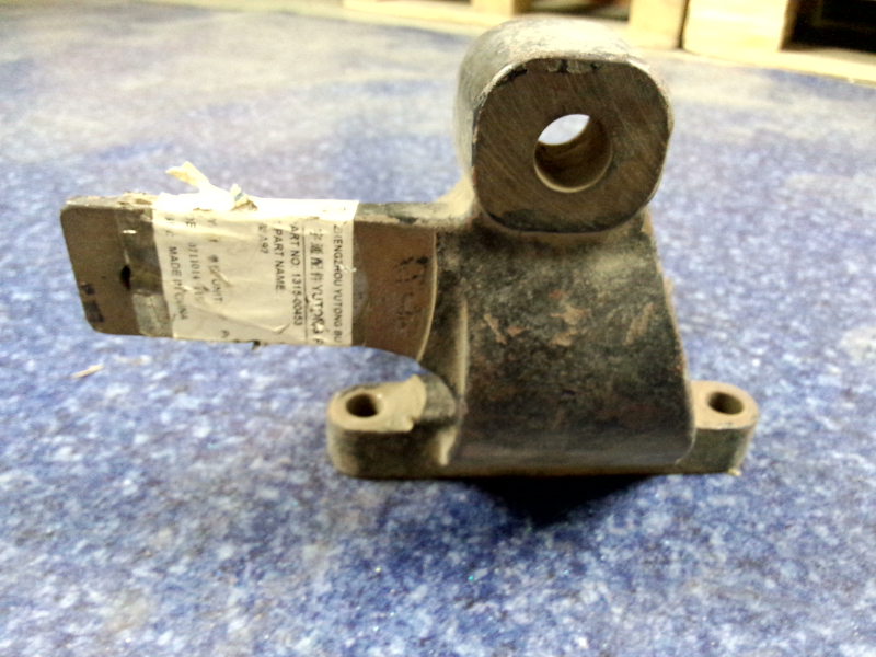 Front stand of engine - left-4