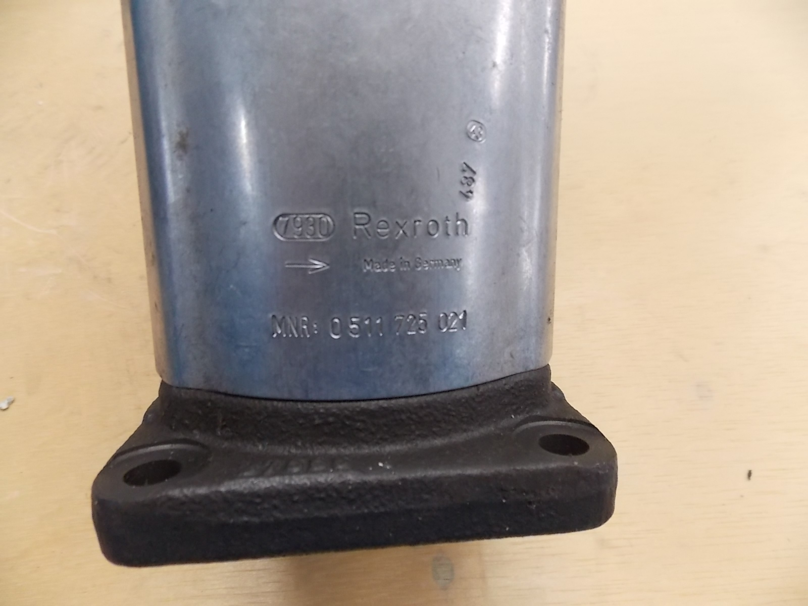 Гидравлический двигатель-1