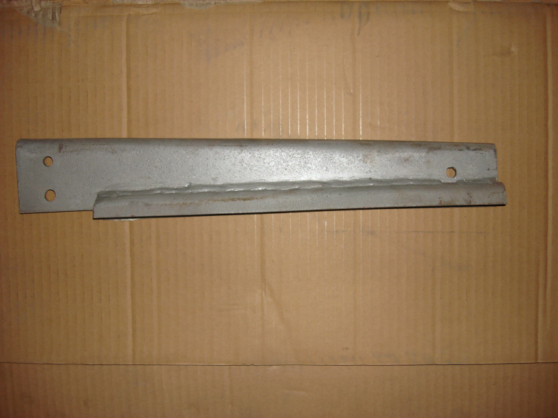 Oil cooler upper bracket-1