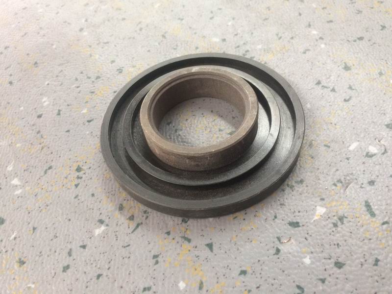 Intermediate wheel seal cover-2