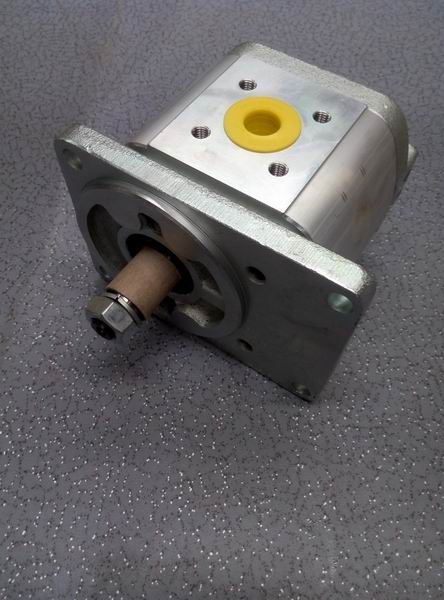 Hydraulic motor AZMN-22-028UCB20PX-S0077