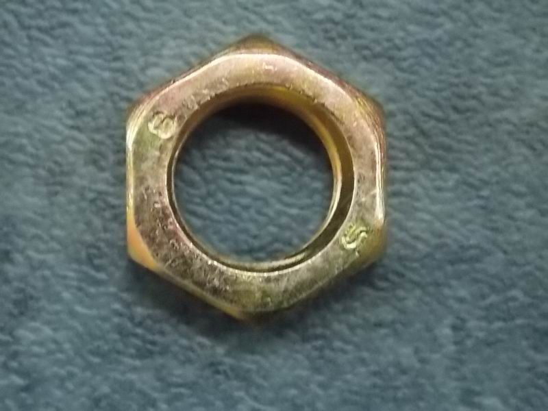 Шестигранная гайка (тонкая)