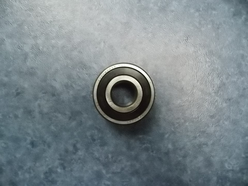 Electromagnetic clutch bearings