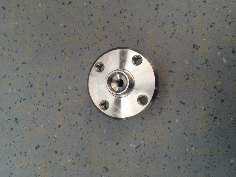 Соединение кронштейна вентилятора-1