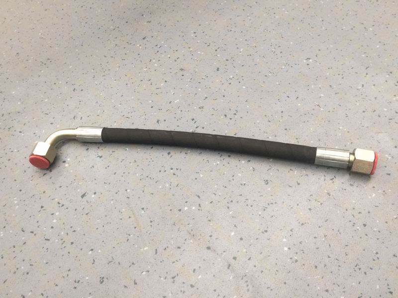 Шланг для дозаправки гидравлического масла