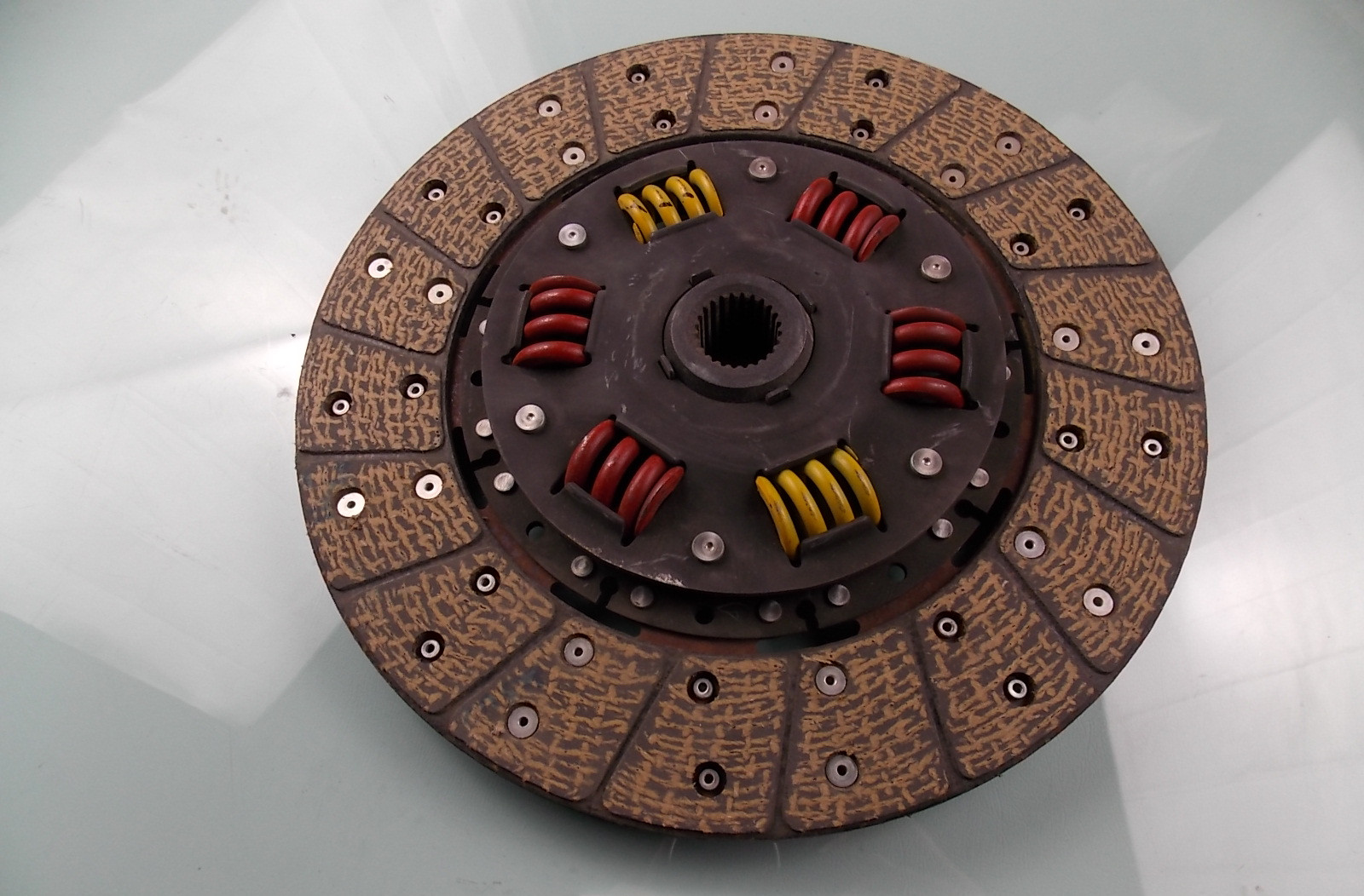 Clutch driven disc; fine teeth; φ275