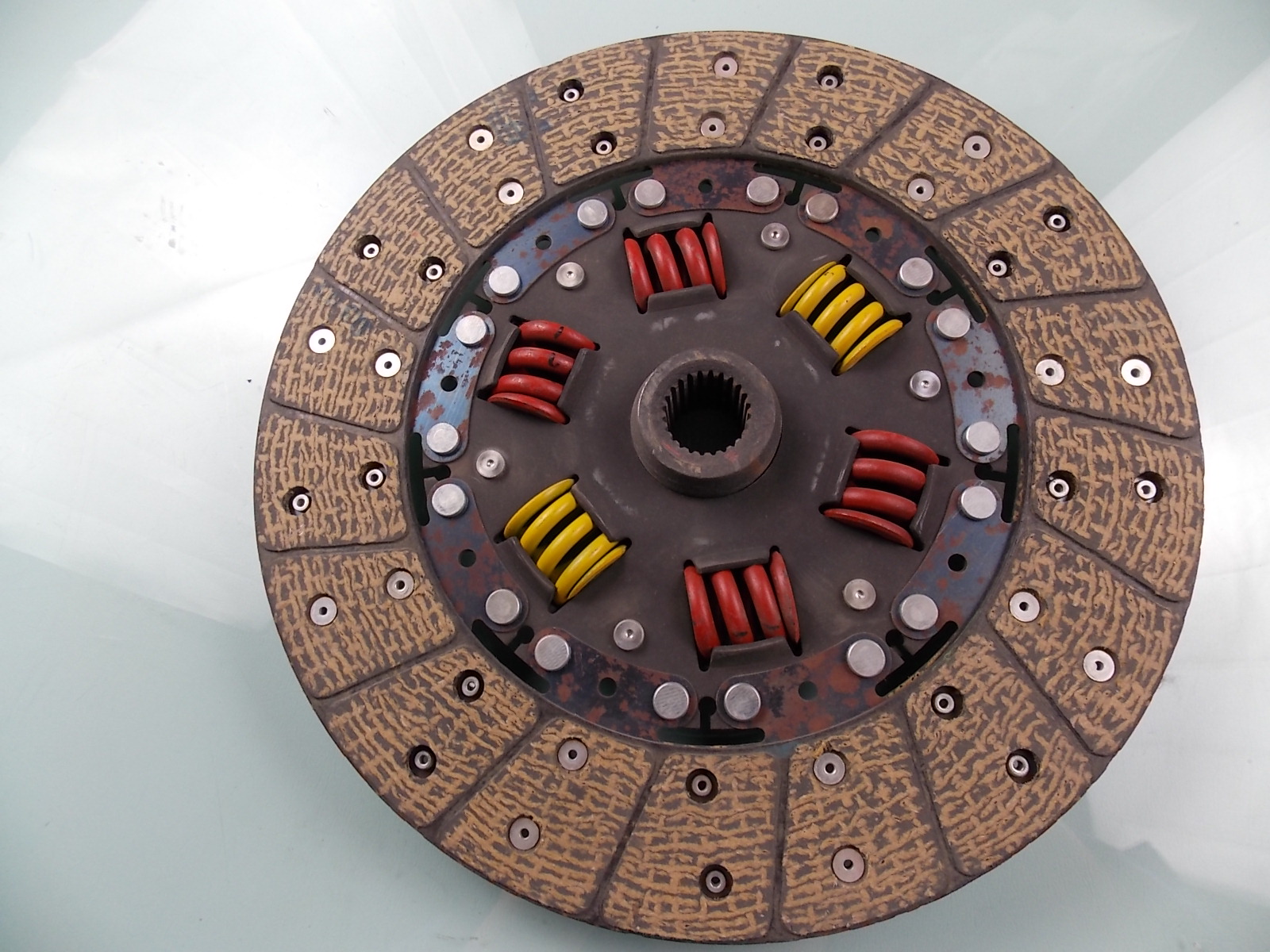 Clutch driven disc; fine teeth; φ275-1