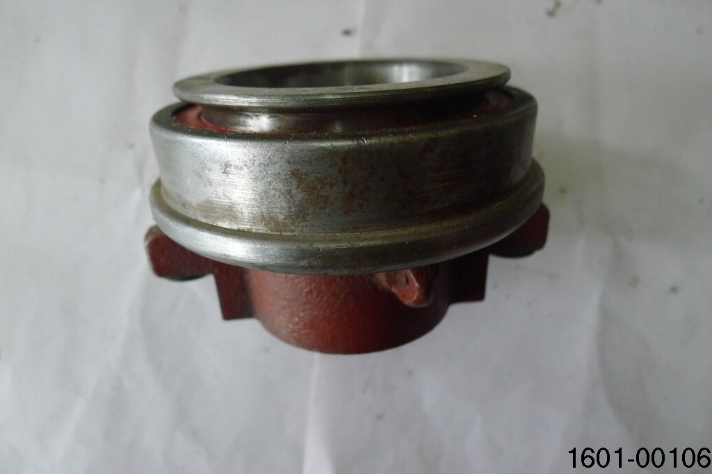 Separating bearings and seats