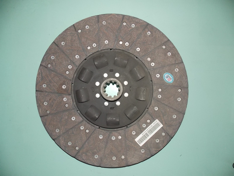Clutch driven disc