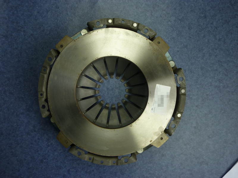 Clutch cover and pressure plate