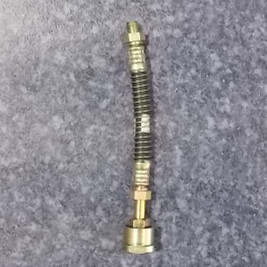 Clutch separation bearing lubrication hose assembly