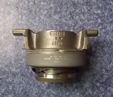 Clutch separation bearing