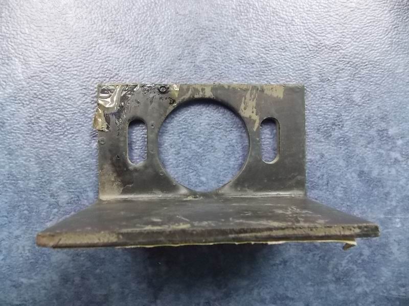 D clutch master pump bracket-1