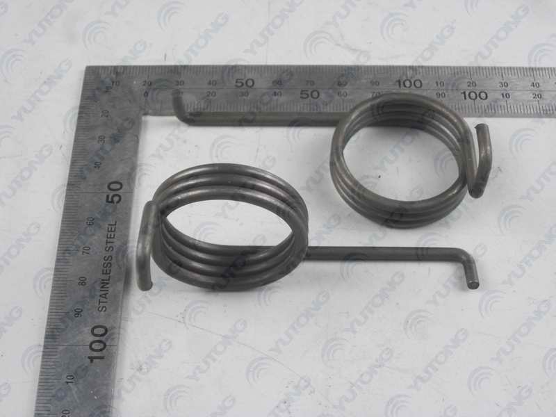 Clutch pedal return spring