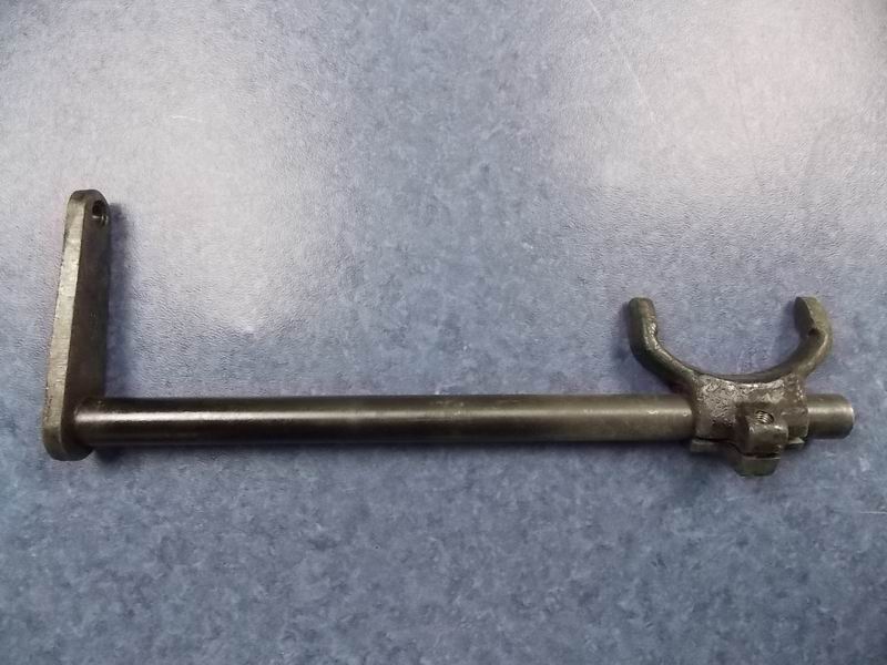 Separating fork shaft and separating fork arm assembly; available for generations 1003-01146