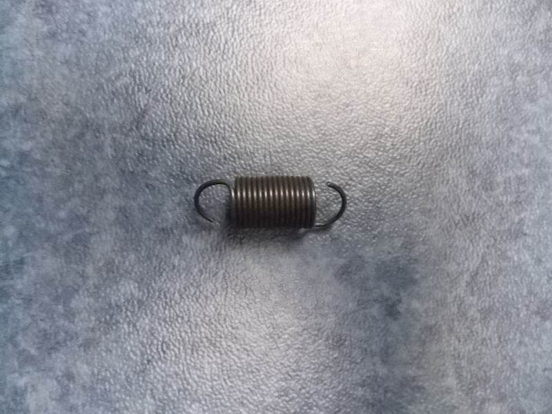 D clutch return spring; D80; D82