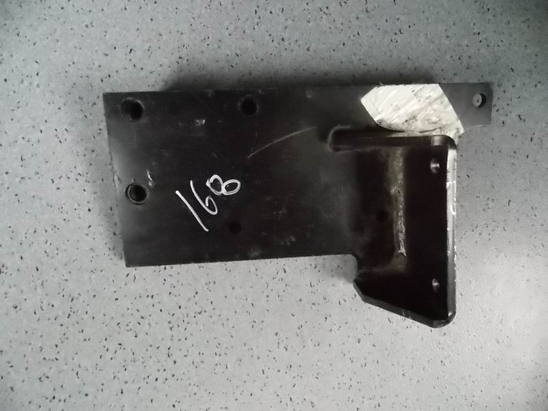 Clutch Pump Front Bracket (Step 30)