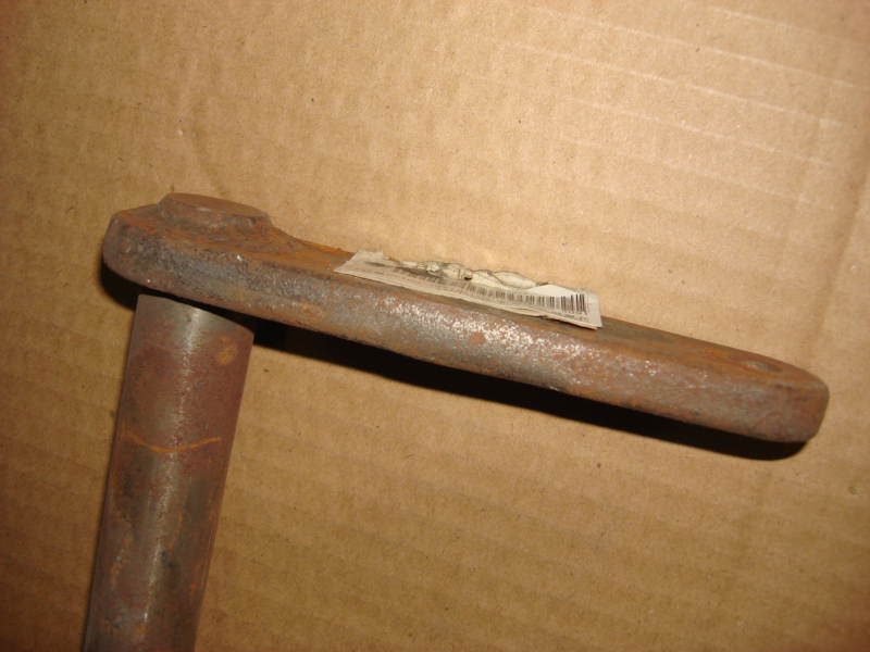 Separate fork shaft assembly; can be replaced by 1761-00130-1