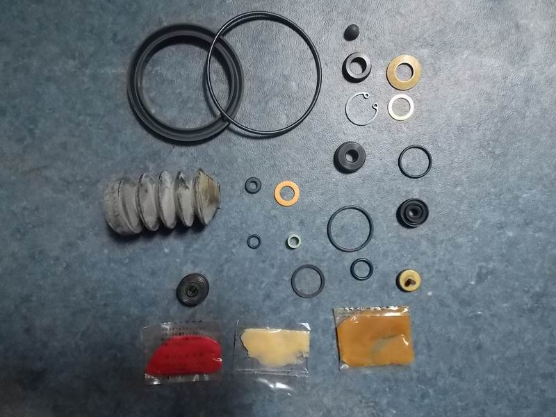 Clutch booster repair kit