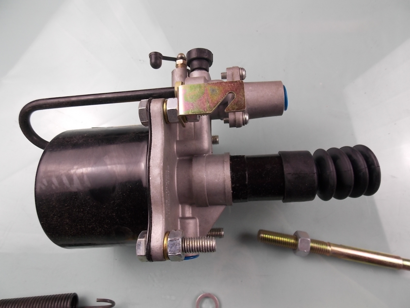 Clutch booster assembly-4