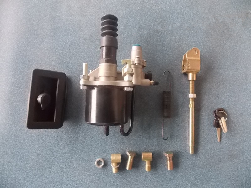 D clutch booster assembly (push rod length 252 plus or minus 10)