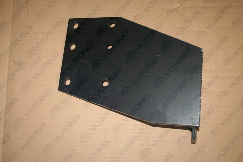 D clutch sub-pump fixing lower bracket-1