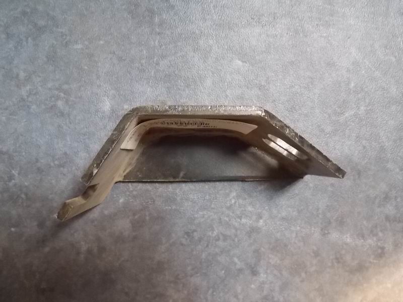 D clutch booster rear bracket-1