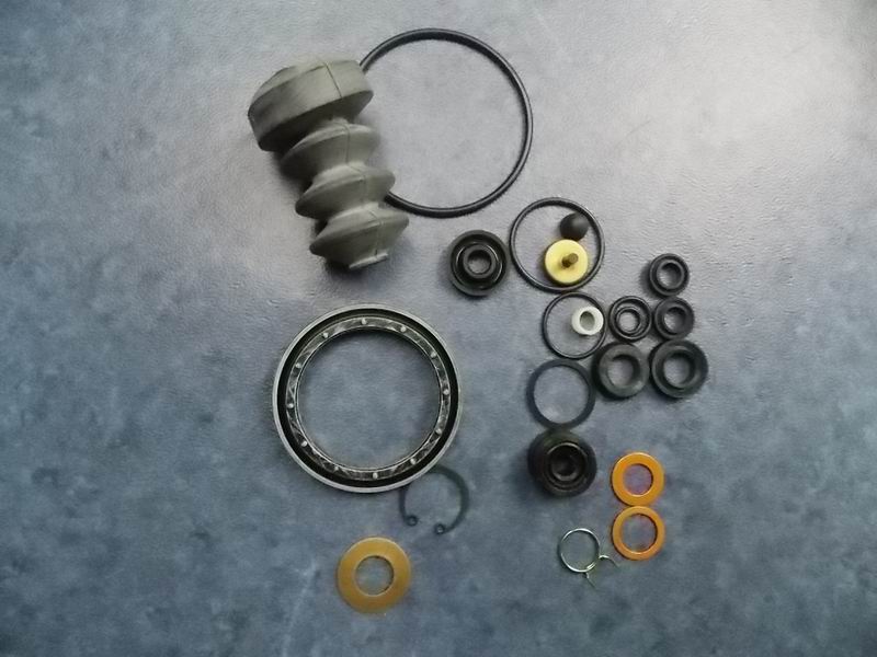 Clutch booster repair package; contains 26 pieces