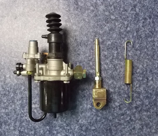 Clutch booster assembly