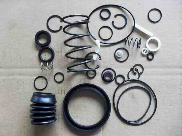 Clutch booster repair package; contains 26 pieces
