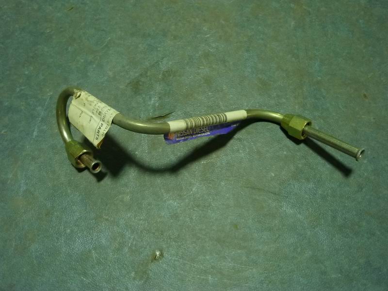 Clutch booster air intake pipe