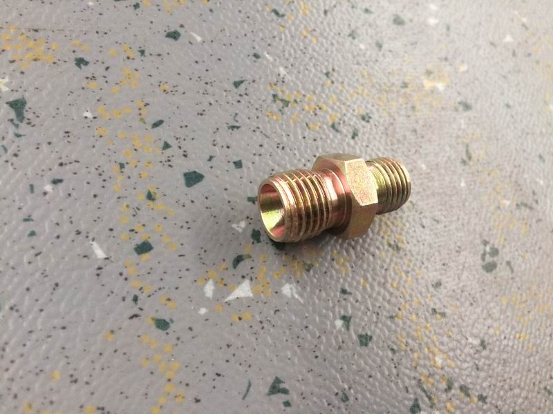 Clutch type through connector (card M12*1.25 card M14*1.5)